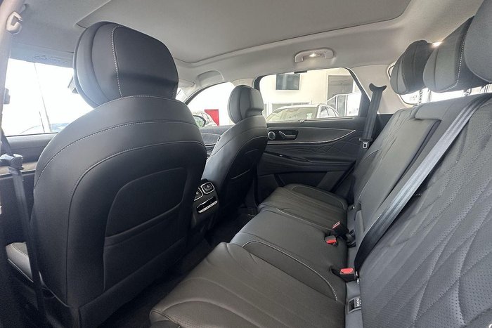 2025 Jaecoo J8 Track