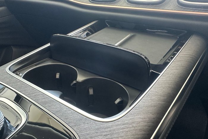 2025 Jaecoo J8 Track