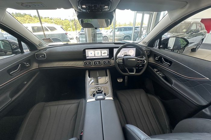 2025 Jaecoo J8 Track