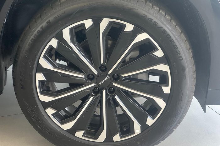 2025 Jaecoo J8 Track