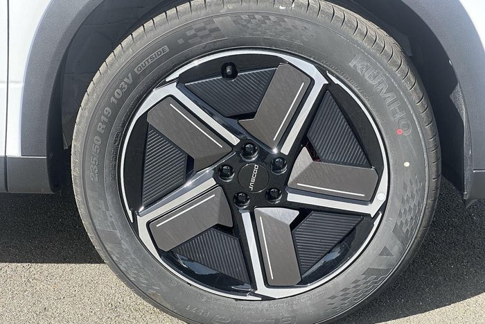 2025 Jaecoo J7 SHS Summit