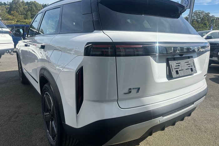 2025 Jaecoo J7 SHS Summit