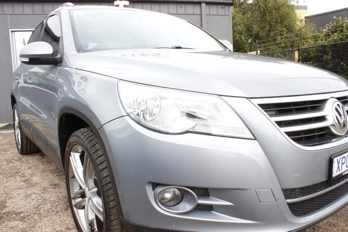 2010 Volkswagen Tiguan 125TSI 5N MY10 Four Wheel Drive Mountain Grey