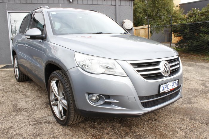 2010 Volkswagen Tiguan 125TSI 5N MY10 Four Wheel Drive Mountain Grey