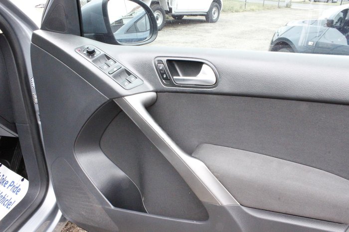 2010 Volkswagen Tiguan 125TSI 5N MY10 Four Wheel Drive Mountain Grey
