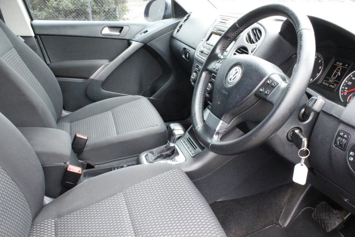 2010 Volkswagen Tiguan 125TSI 5N MY10 Four Wheel Drive Mountain Grey