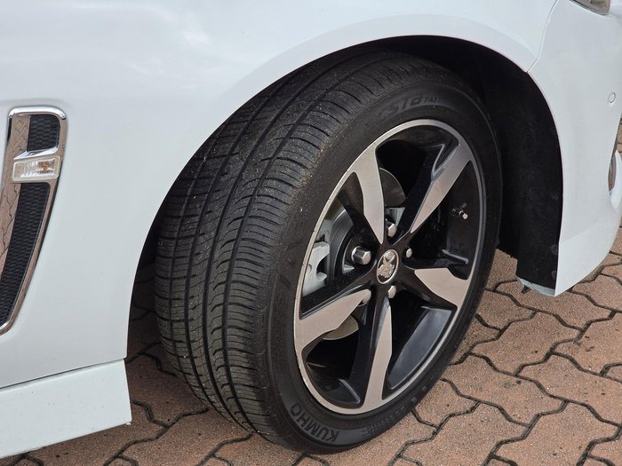 2017 Holden Commodore SV6 VF Series II MY17 Heron White