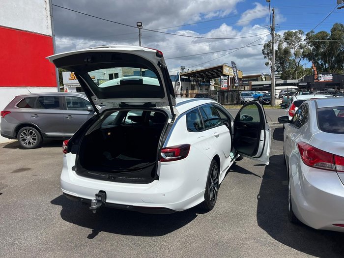 2019 Holden Commodore RS