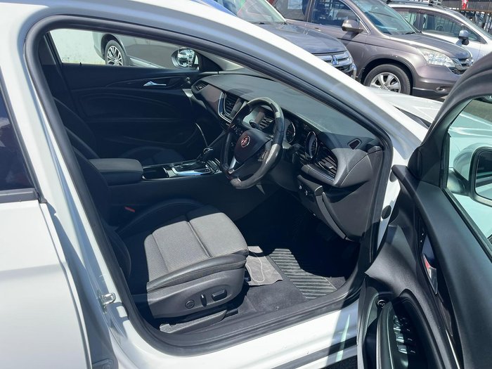 2019 Holden Commodore RS