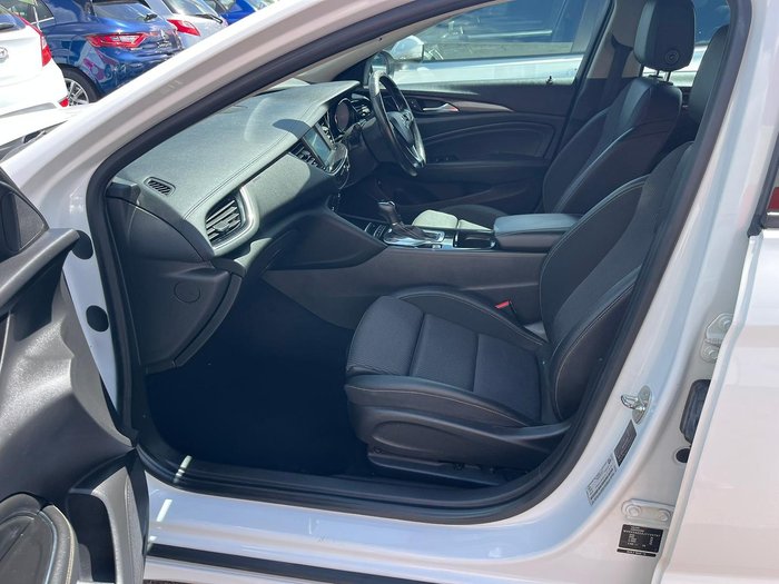 2019 Holden Commodore RS