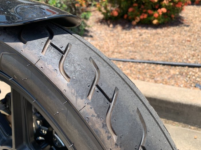 2024 Royal Enfield INTERCEPTOR 650 E5 DARK Black