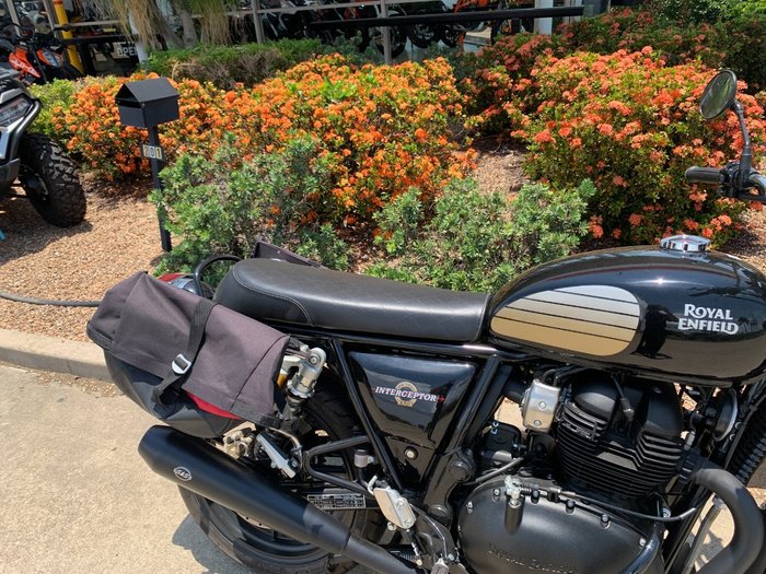 2024 Royal Enfield INTERCEPTOR 650 E5 DARK Black