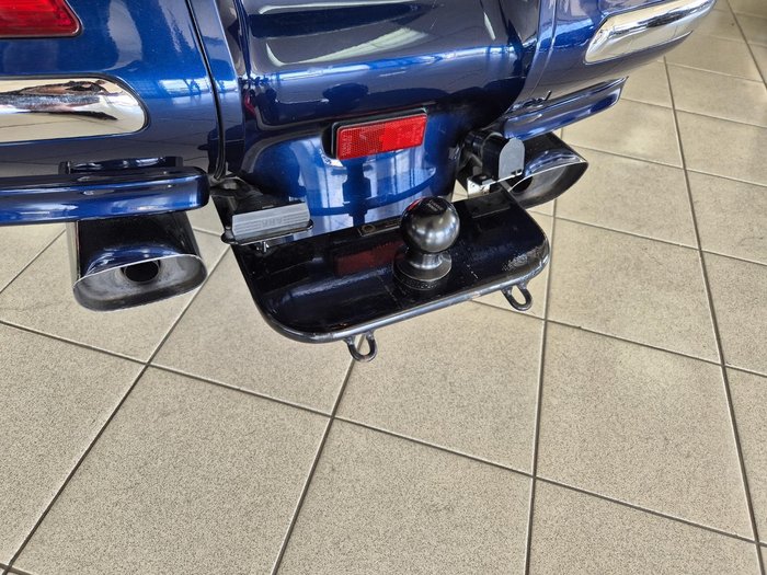 2006 Honda GoldWing (GL1800) GoldWing Blue