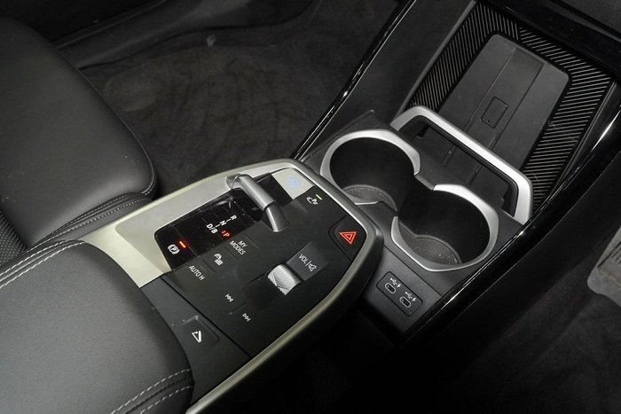 2024 BMW iX1 eDrive20 xLine