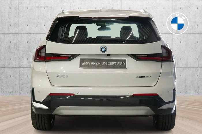 2024 BMW iX1 eDrive20 xLine