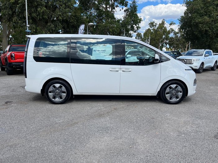 2022 Hyundai STARIA