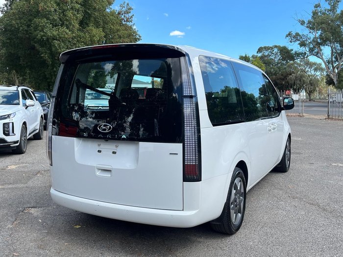 2022 Hyundai STARIA