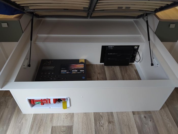 2026 New Age Caravans My26 New Layout Road Owl 21Ft Bunk Ensuite Full Composite