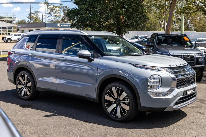 2025 Mitsubishi Outlander Aspire