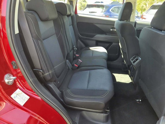 2019 Mitsubishi Outlander ES