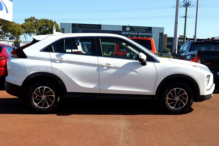 2024 Mitsubishi Eclipse Cross ES