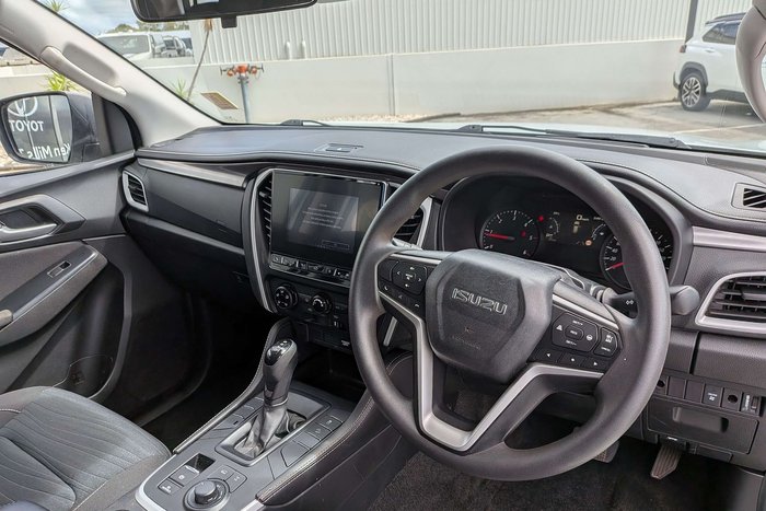 2021 Isuzu MU-X LS-M