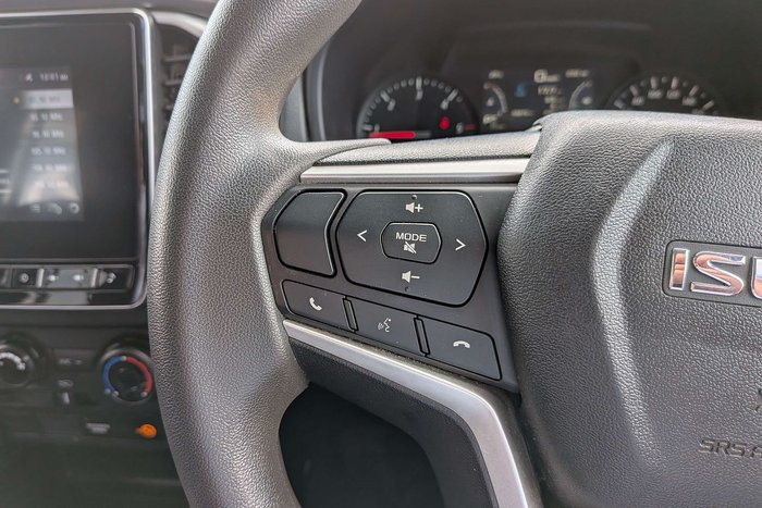 2021 Isuzu MU-X LS-M