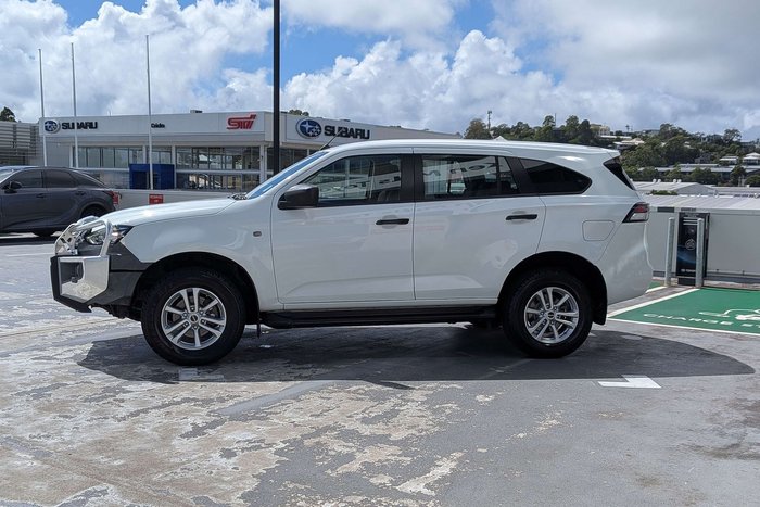 2021 Isuzu MU-X LS-M