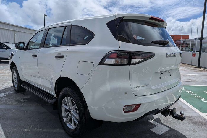 2021 Isuzu MU-X LS-M