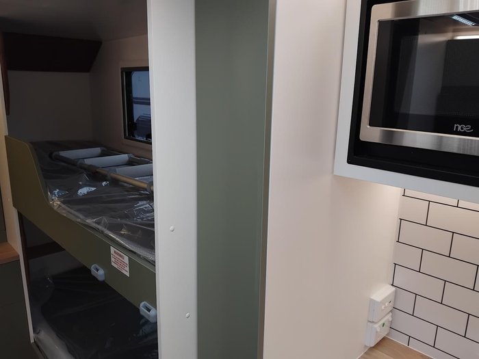 2025 New Age Caravans New Lay Out My26 Road Owl 19Ft Bunk Ensuite Full Composite