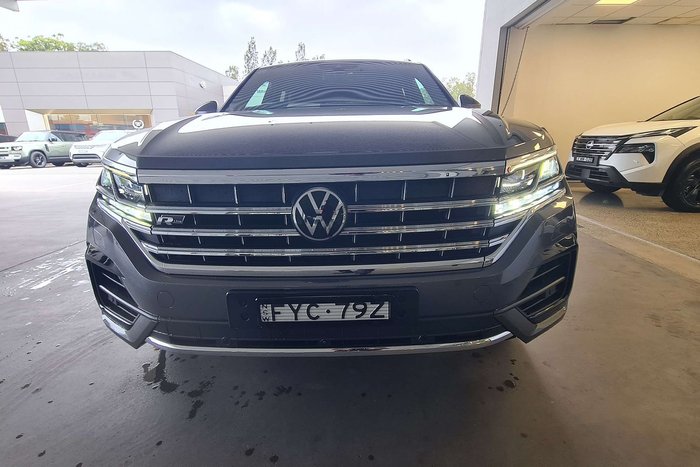 2020 Volkswagen Touareg 210TDI R-Line