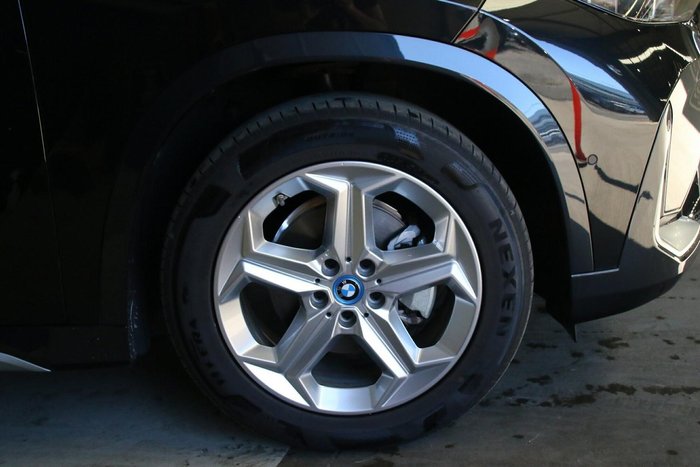 2024 BMW iX1 eDrive20 xLine