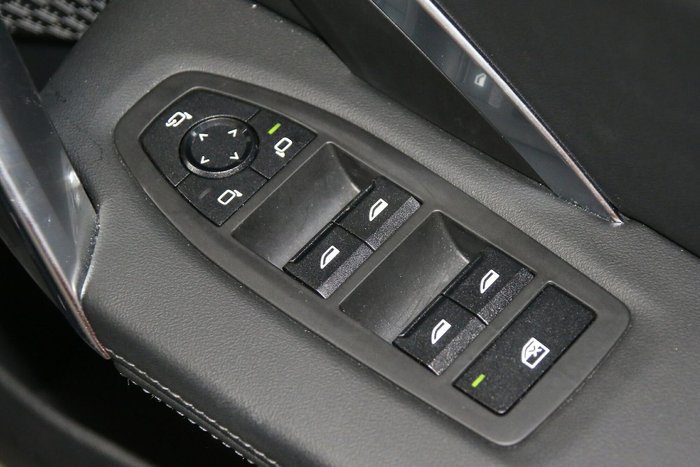 2024 BMW iX1 eDrive20 xLine