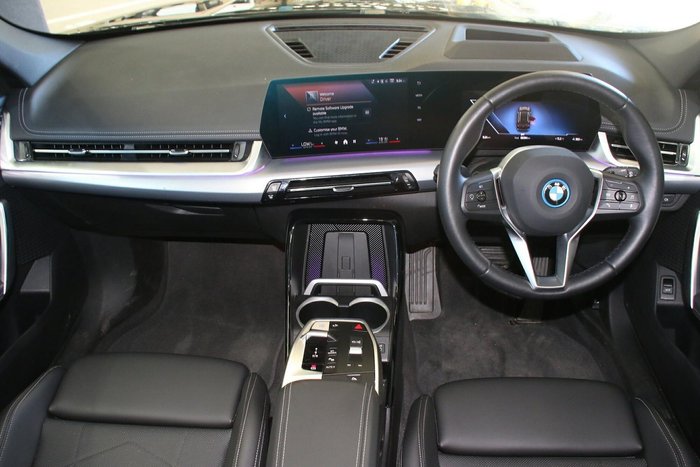 2024 BMW iX1 eDrive20 xLine