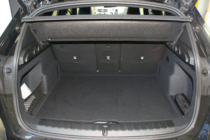 2024 BMW iX1 eDrive20 xLine