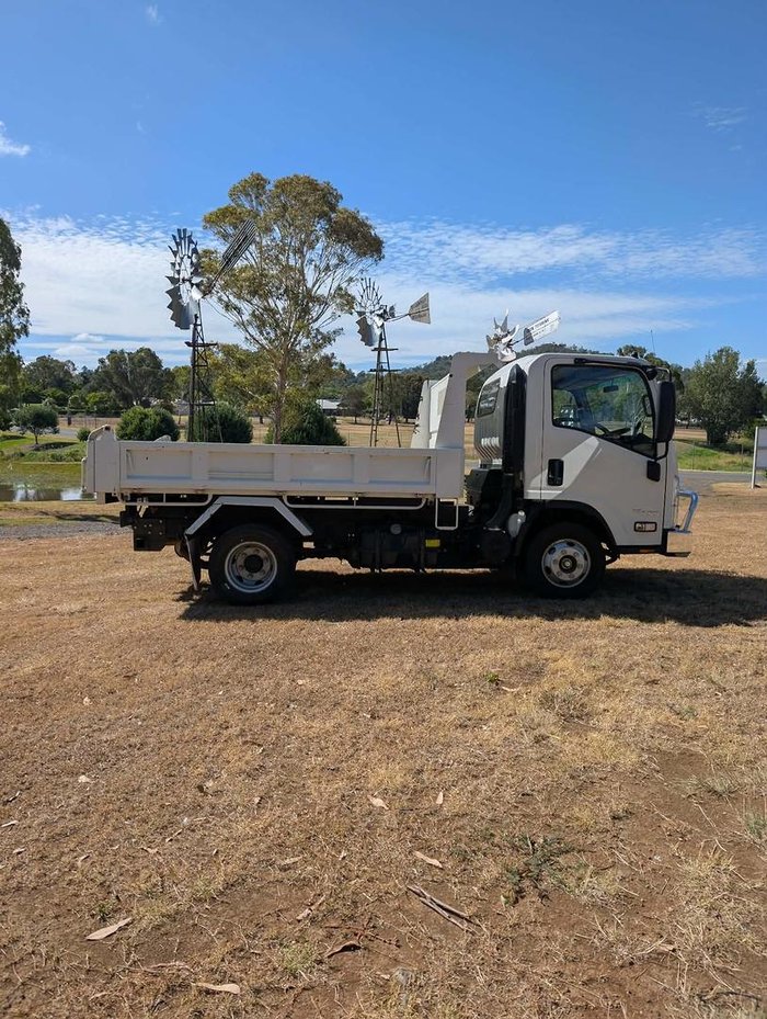 2017 Isuzu N Series NPR 45/55-155