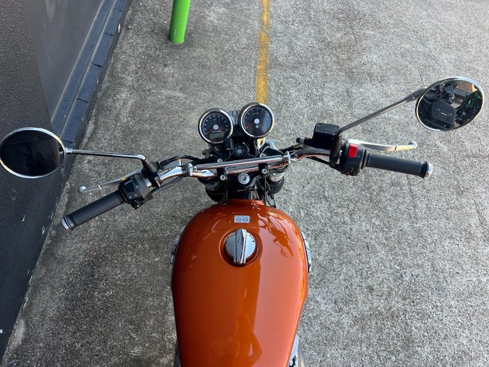 2022 Royal Enfield INTERCEPTOR 650 E5 CLASSIC ORANGE CRUSH