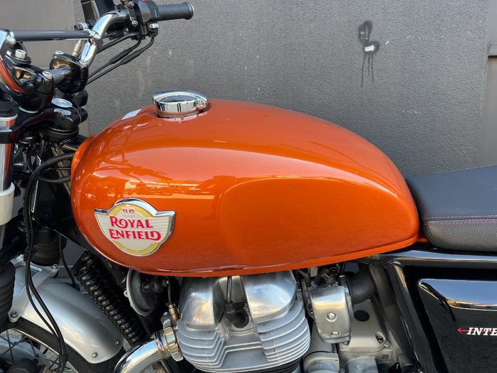 2022 Royal Enfield INTERCEPTOR 650 E5 CLASSIC ORANGE CRUSH