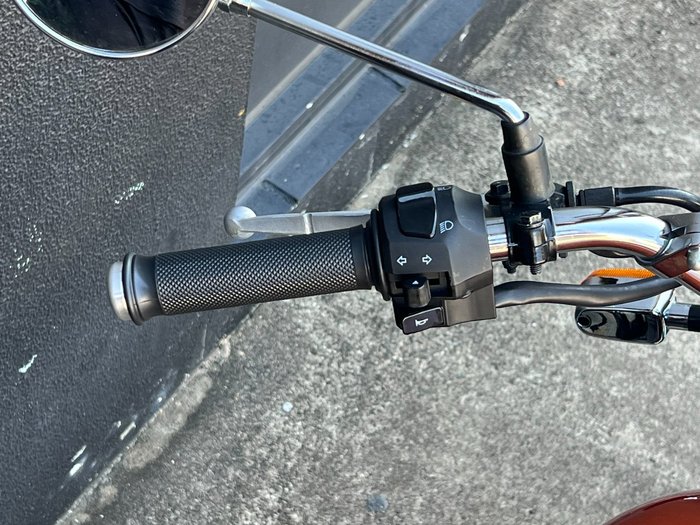 2022 Royal Enfield INTERCEPTOR 650 E5 CLASSIC ORANGE CRUSH