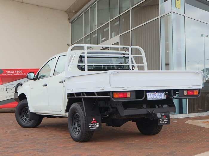 2021 Mitsubishi Triton GLX