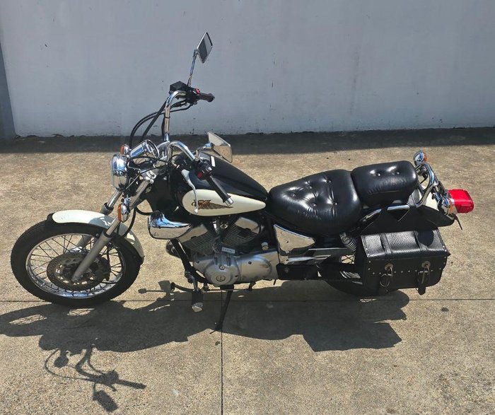 1998 Yamaha Virago 250 (XV250) Virago