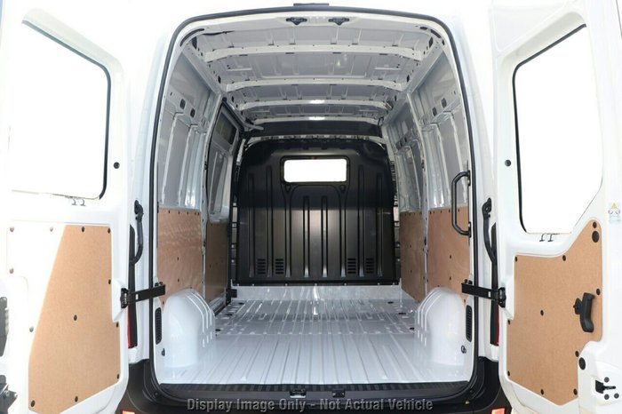 2025 Renault Master Pro 110kW
