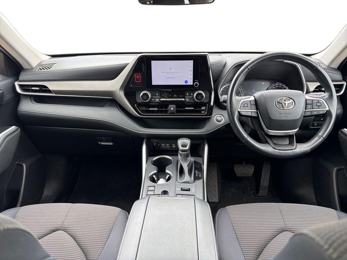 2024 Toyota Kluger GX