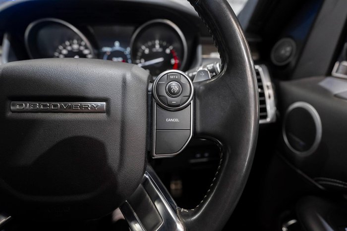 2017 Land Rover Discovery TD6 HSE Series 5 MY18 4X4 Dual Range Silicon Silver