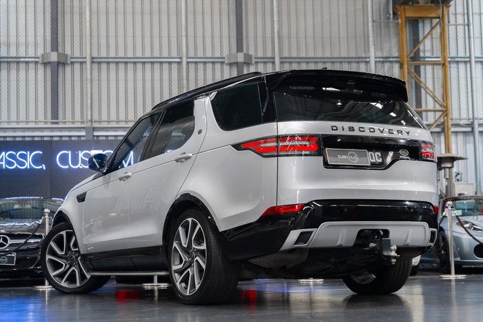 2017 Land Rover Discovery TD6 HSE Series 5 MY18 4X4 Dual Range Silicon Silver