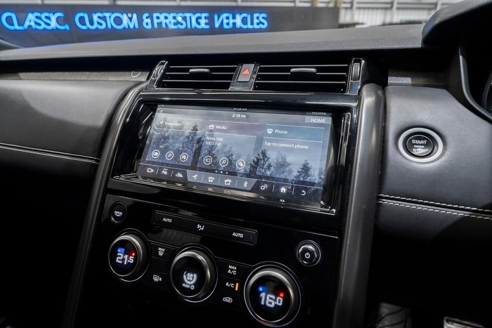 2017 Land Rover Discovery TD6 HSE Series 5 MY18 4X4 Dual Range Silicon Silver