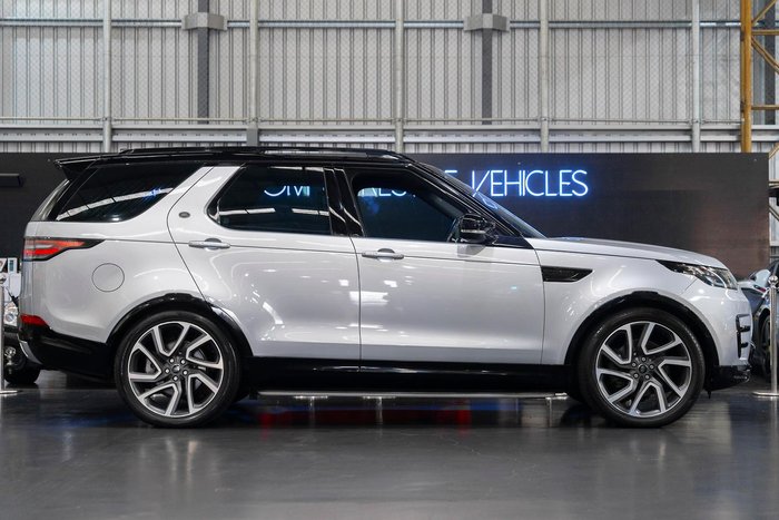 2017 Land Rover Discovery TD6 HSE Series 5 MY18 4X4 Dual Range Silicon Silver