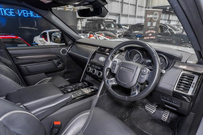 2017 Land Rover Discovery TD6 HSE Series 5 MY18 4X4 Dual Range Silicon Silver