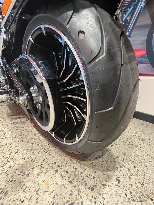 2025 Harley-Davidson Breakout 117 (FXBR) Softail Black