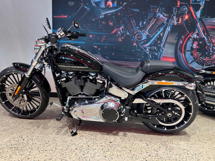 2025 Harley-Davidson Breakout 117 (FXBR) Softail Black